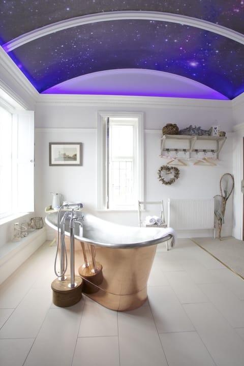 Indulgence Double Room, Sea View | Laptop workspace, iron/ironing board, free WiFi, bed sheets