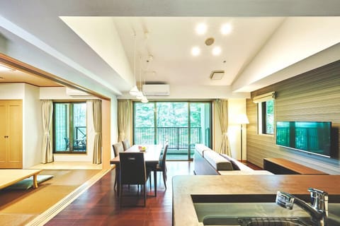 Condo | 1 bedroom, down comforters, free WiFi, bed sheets