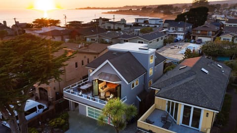 Enjoy dinner on the large front patio with views of the occean