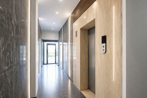 Elevator