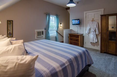 Fletcher Room Photo 02