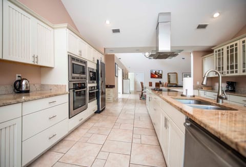 House, Accessible | 4 bedrooms, Internet