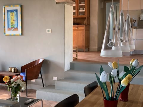 Le Rose dining and living area detail