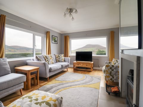 4 bedrooms, individually decorated, individually furnished, free WiFi