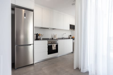 Superior Apartment, 2 Bedrooms, Sea View, Oceanfront | Private kitchen | Full-size fridge, microwave, oven, stovetop