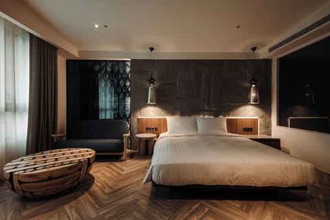 Deluxe Double Room | Premium bedding, down comforters, in-room safe, individually decorated