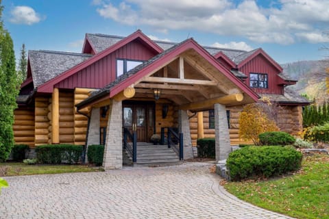 The Base Lodge - Front Entrance