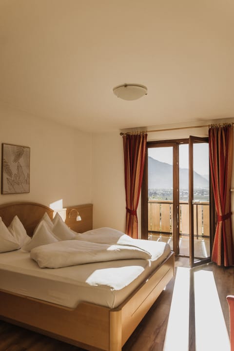 Minibar, in-room safe, individually furnished, laptop workspace