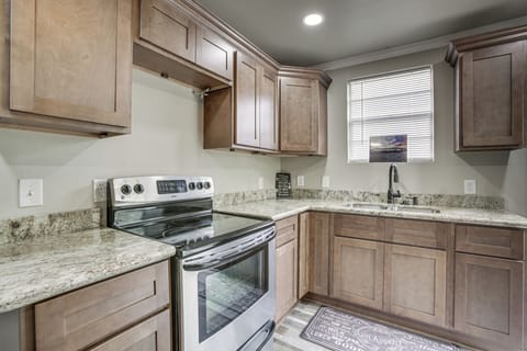 House (1 Bedroom) | Interior