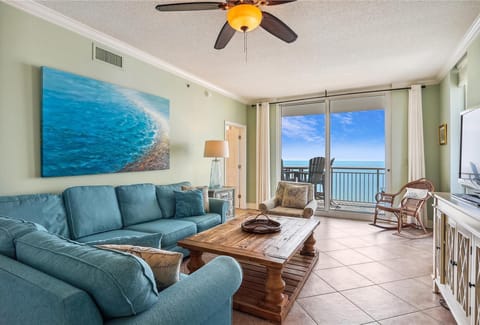main level-living area-124901_096