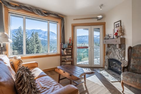 Living Room, Gas Fireplace, Queen Sleeper Sofa, Deck