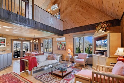 Welcome to Watauga Flats!