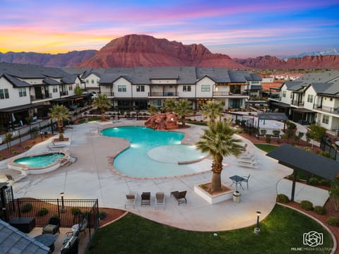 Townhome, 5 Bedrooms | Pool