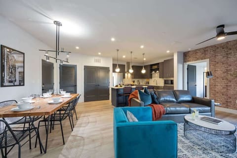 Dining space for 6 with designer furnishings.