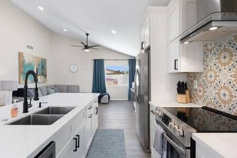 A16df266 bf8c 4271 b754 c6d84362eb28