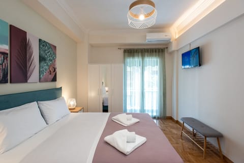 Family Apartment, 2 Bedrooms, Non Smoking, City View | 2 bedrooms, in-room safe, blackout drapes, soundproofing