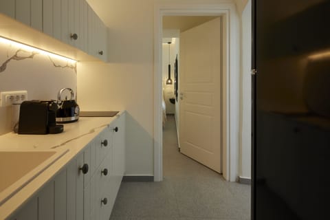 Lerion Villa with Heated Hydromassage Tub | Private kitchenette | Espresso maker, coffee/tea maker, electric kettle, toaster