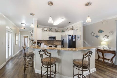 Kitchen bar with stools.