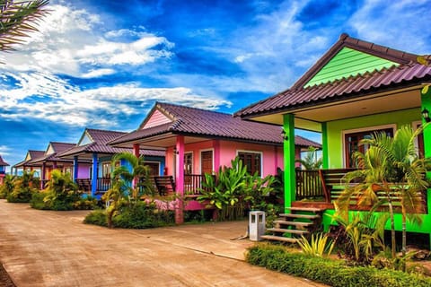 Basic House, 1 Double Bed | 1 bedroom, blackout drapes, free WiFi