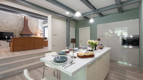 Villa, 2 Bedrooms, Private Pool, Garden View | Dining