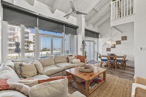 Welcome to Sea Winds Condominiums C!