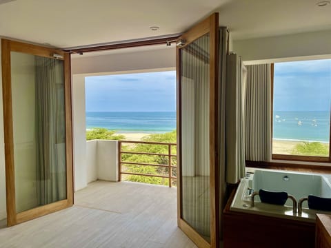 Deluxe Double Room Single Use, 1 King Bed, Beach View | Hypo-allergenic bedding available, minibar, desk, laptop workspace
