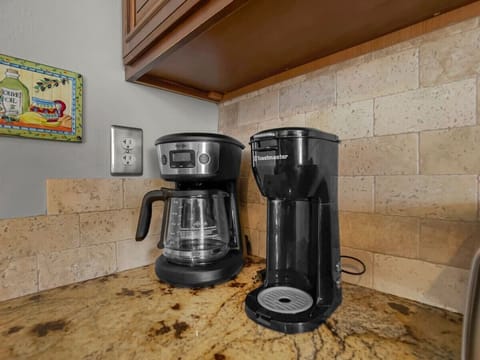 Drip coffee pot and Keurig