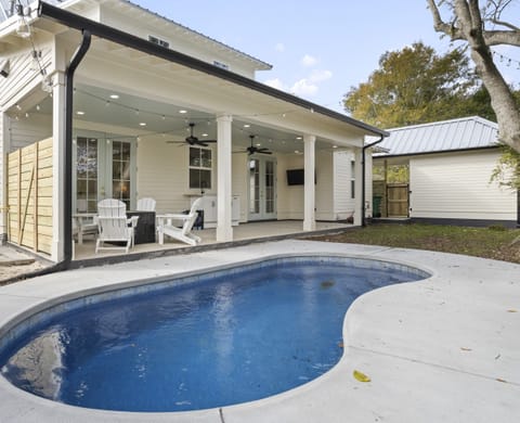 Backyard oasis!