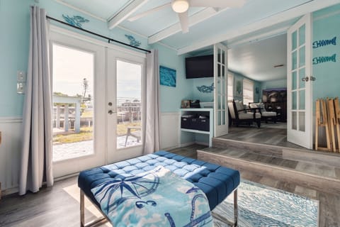 Cottage, 2 Bedrooms | 3 bedrooms, iron/ironing board, free WiFi