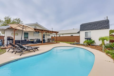 Panama City Beach Vacation Rental | 2BR | 2BA | Small Step Required to Enter