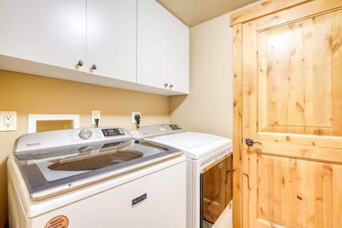 Landry Room, Washer and Drier