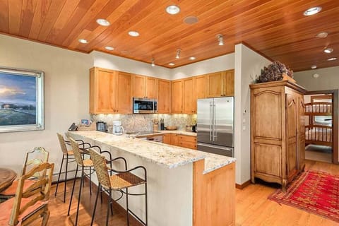Indoors, Kitchen, Hardwood, Stained Wood, Kitchen Island