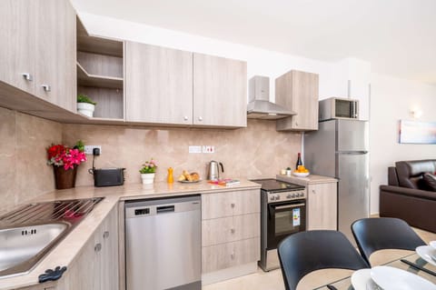 Kitchen and dishwasher