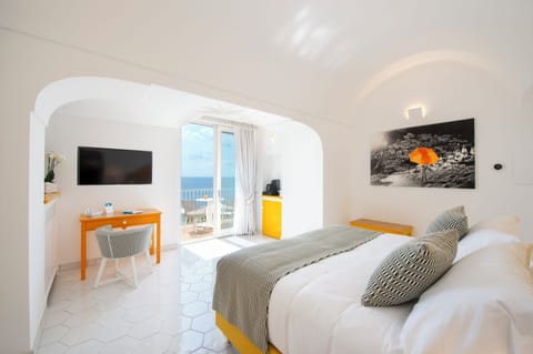 Junior Suite (Mulini) | Premium bedding, down comforters, minibar, in-room safe