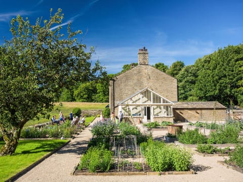 Garden | The Manse - Broughton Hall Estate, Broughton, near Skipton