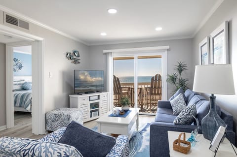 Welcome to Point Emerald Villas A305!