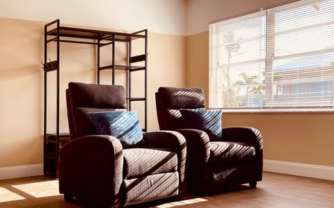 Classic Studio | Living area