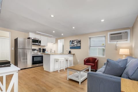 House, 1 Bedroom | Living area