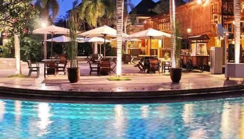 Outdoor pool