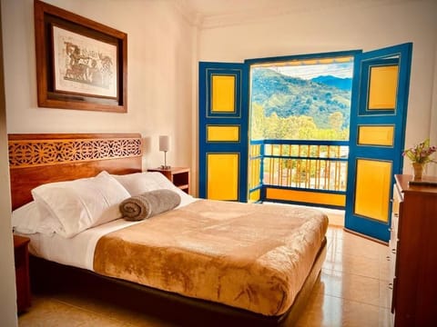 Standard Double Room, Mountain View | Hypo-allergenic bedding, desk, free WiFi, bed sheets