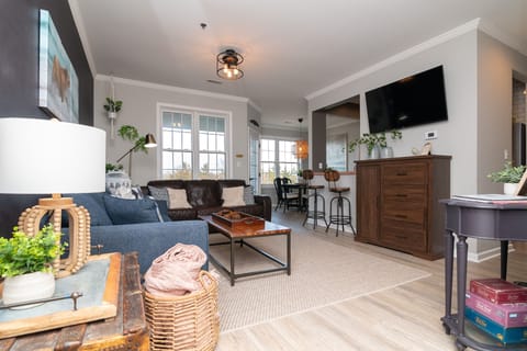 A spacious room to relax, play games, put together a puzzle, or watch a show.