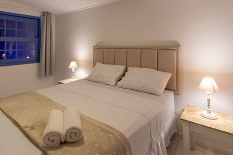 Standard Twin Room | Free WiFi, bed sheets