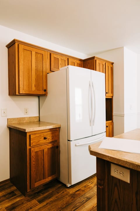 Refrigerator and Microwave