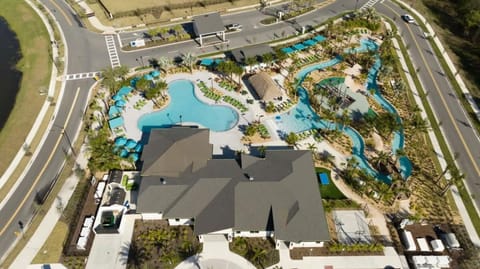 House | 5 bedrooms, Internet