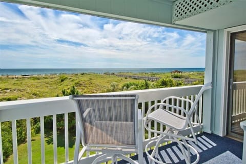 Welcome to Seaspray 245!