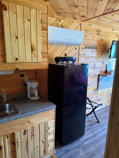 16304a42-3414-40dc-9e38-5f47640a3cfc