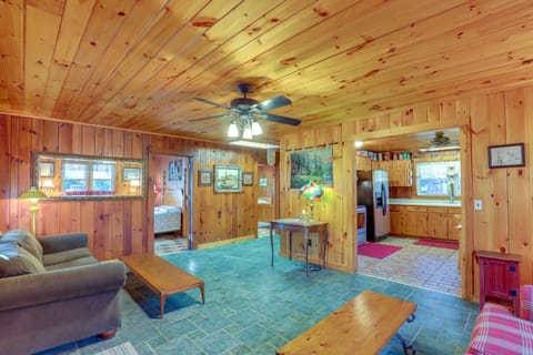 Burnsville Vacation Rental | 2BR | 1BA | 1,285 Sq Ft | Step-Free Access