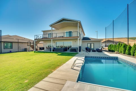 Othello Vacation Rental | 4BR | 3BA | Step-Free Entry | 2,500 Sq Ft