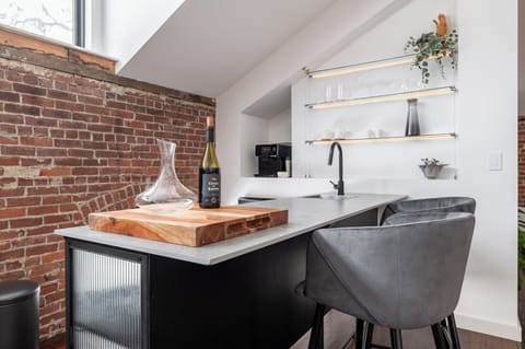 1b6c5346-485e-48c8-84a1-b482c023fc47