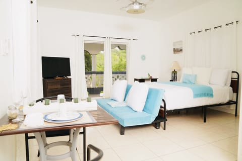 Villa | 1 bedroom, iron/ironing board, WiFi (free), bed sheets